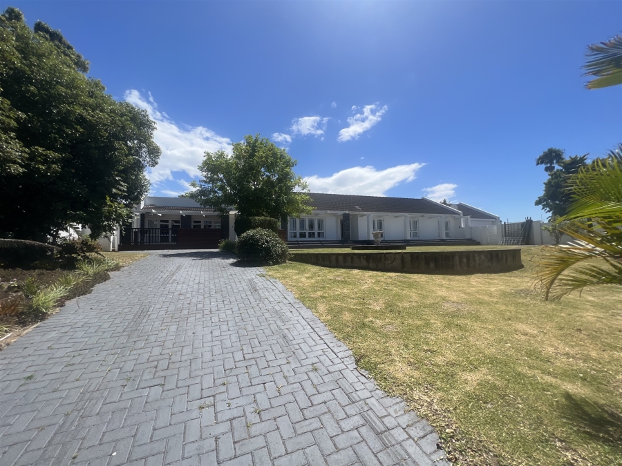 4 Bedroom Property for Sale in Baysville Eastern Cape